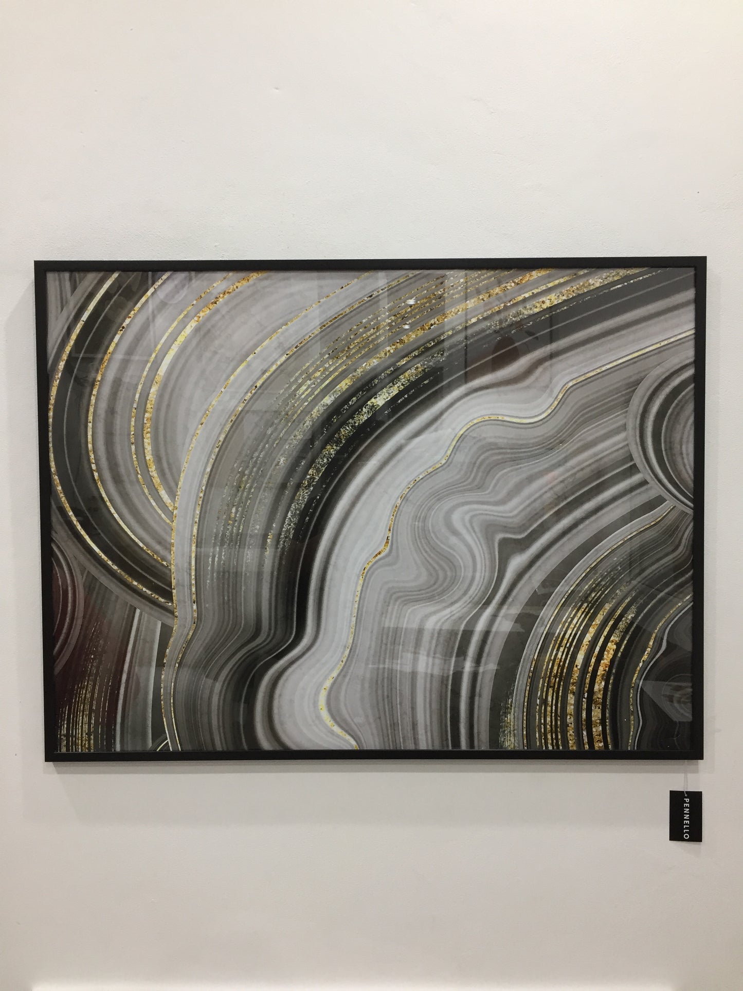 Artificial painted agate with gold veins