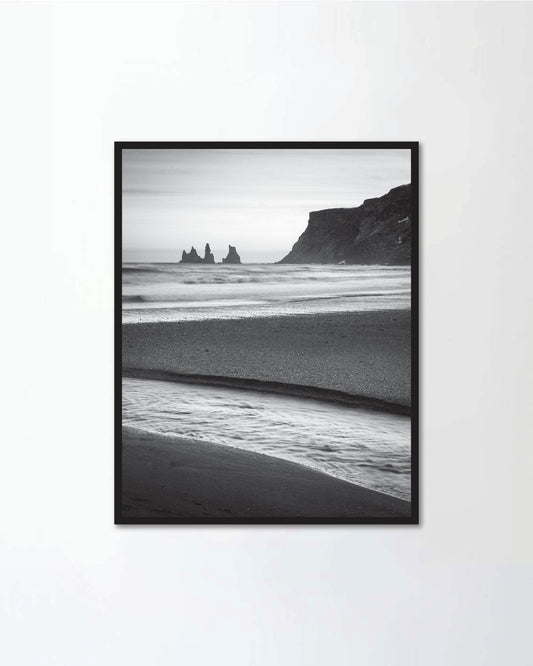 monochrome image of Reynisdrangar