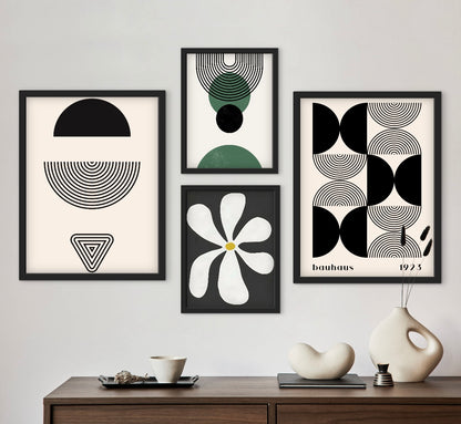 Abstract Symmetry (4 ภาพ) ภาพติดผังสไตล์นามธรรม สำหรับตกแต่งบ้านและคอนโด พร้อมกรอบคุณภาพ