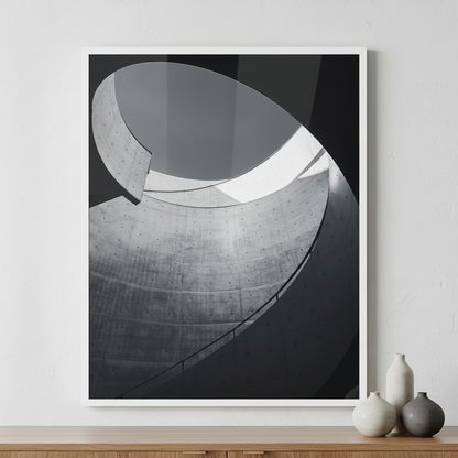 Curve Modern building