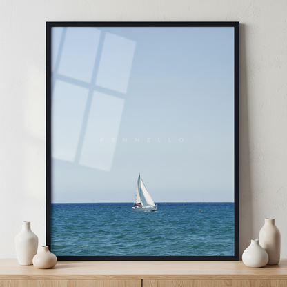 White Sailboat ภาพติดผังสไตล์วิวธรรมชาติ สำหรับตกแต่งบ้านและคอนโด พร้อมกรอบคุณภาพ