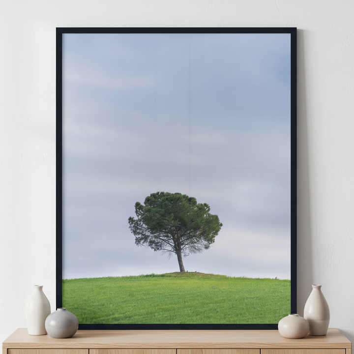 Tree on a hill ภาพติดผังสไตล์สแกนดิเนเวีย สำหรับตกแต่งบ้านและคอนโด พร้อมกรอบคุณภาพ