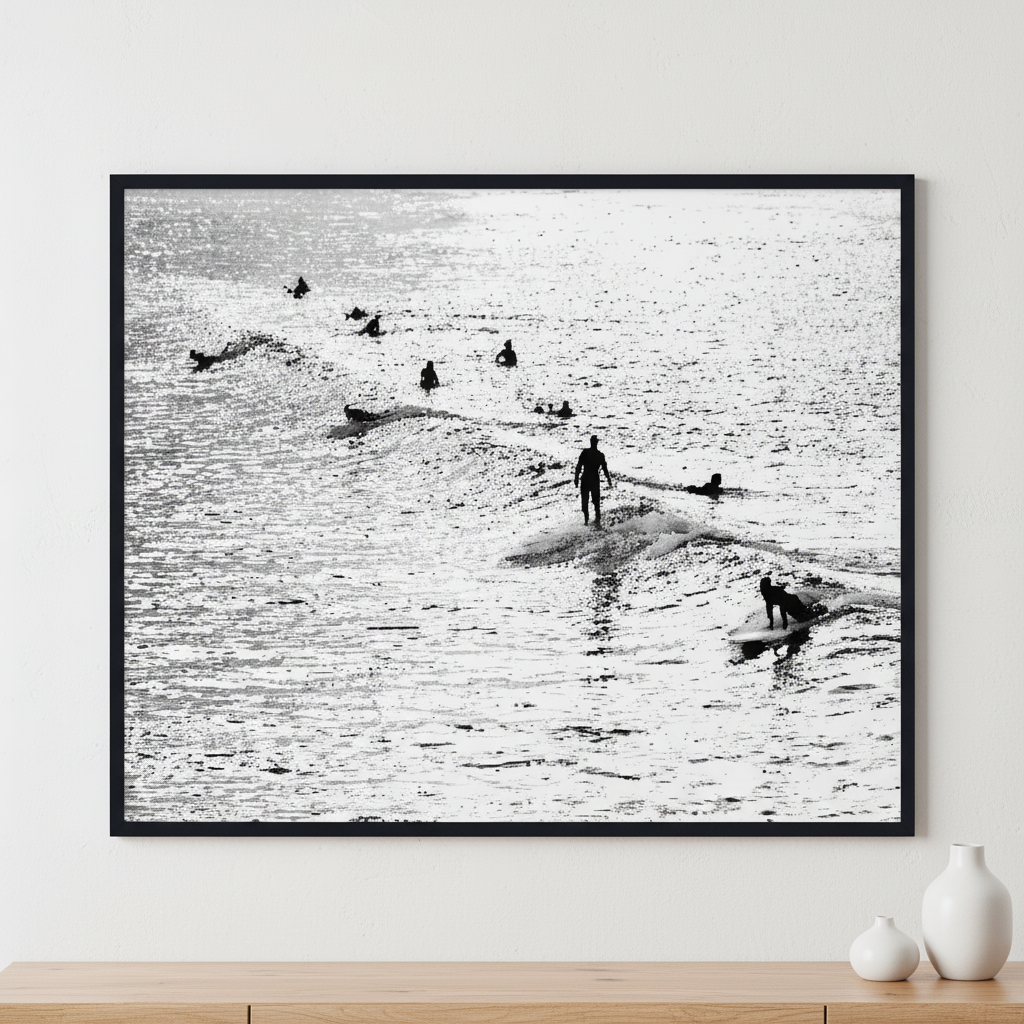 Silhouette of several surfers ภาพติดผังสไตล์ธรรมชาติ สำหรับตกแต่งบ้านและคอนโด พร้อมกรอบคุณภาพ