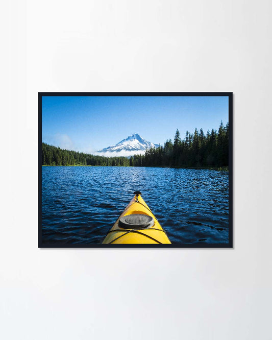 Kayak in Trillium lake