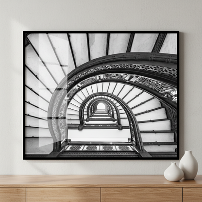 Black white spiral staircase clock ภาพติดผังสไตล์สแกนดิเนเวีย สำหรับตกแต่งบ้านและคอนโด พร้อมกรอบคุณภาพ