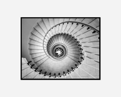 Close spiral staircase clock