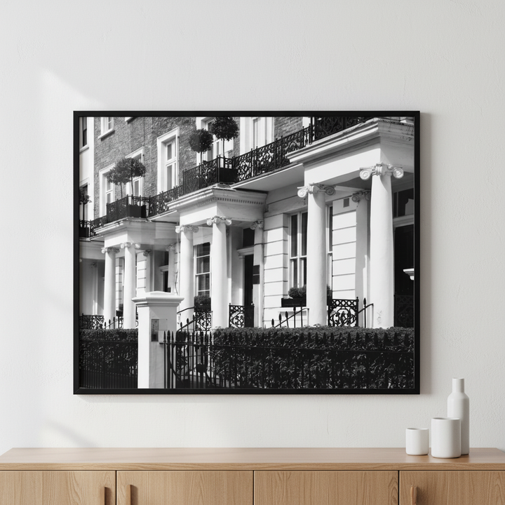 Black white row houses ภาพติดผังสไตล์สแกนดิเนเวีย สำหรับตกแต่งบ้านและคอนโด พร้อมกรอบคุณภาพ